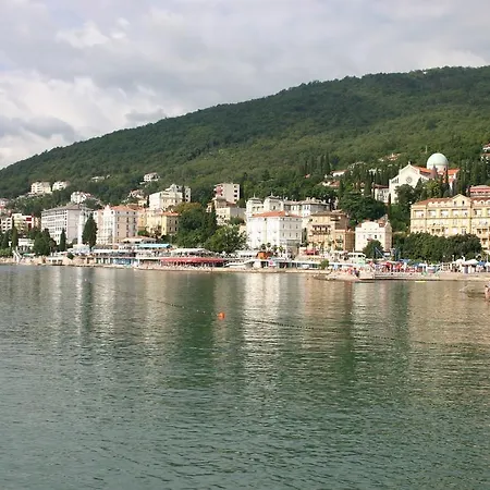 Apartment Vivoda *