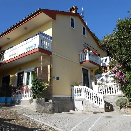 Apartment Vivoda *